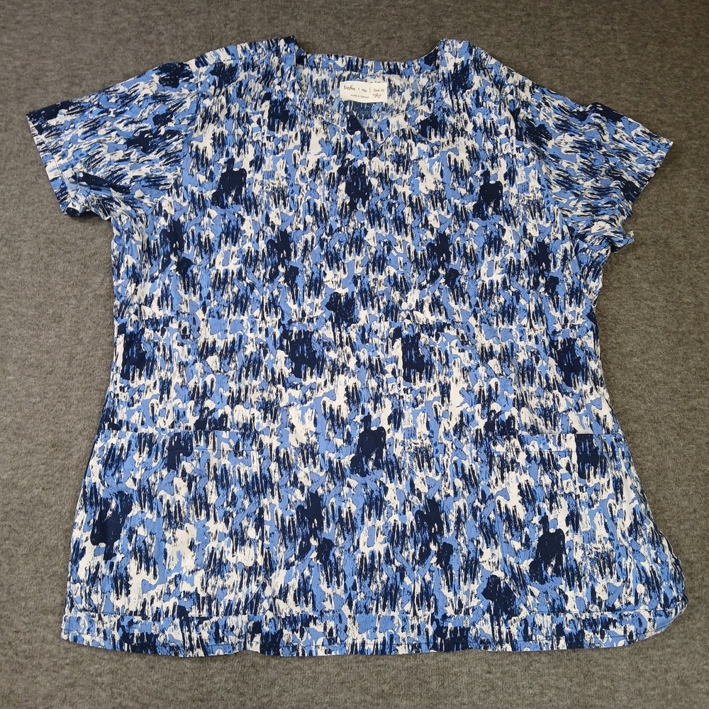 Women's Tasha + Me‎ Blue Pocketed Blue White Floral Scrub Top Size XL
